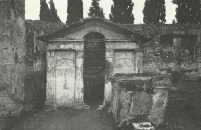 Figure 2. The Pompeiian Nilometer (after Wild 1981, Plate V.2).